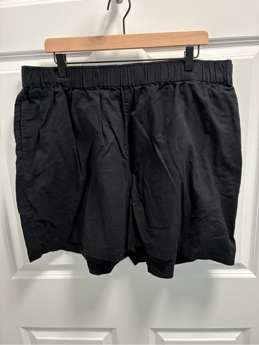 Lucy & Yak Women's Black Linen Shorts with Elastic Waist